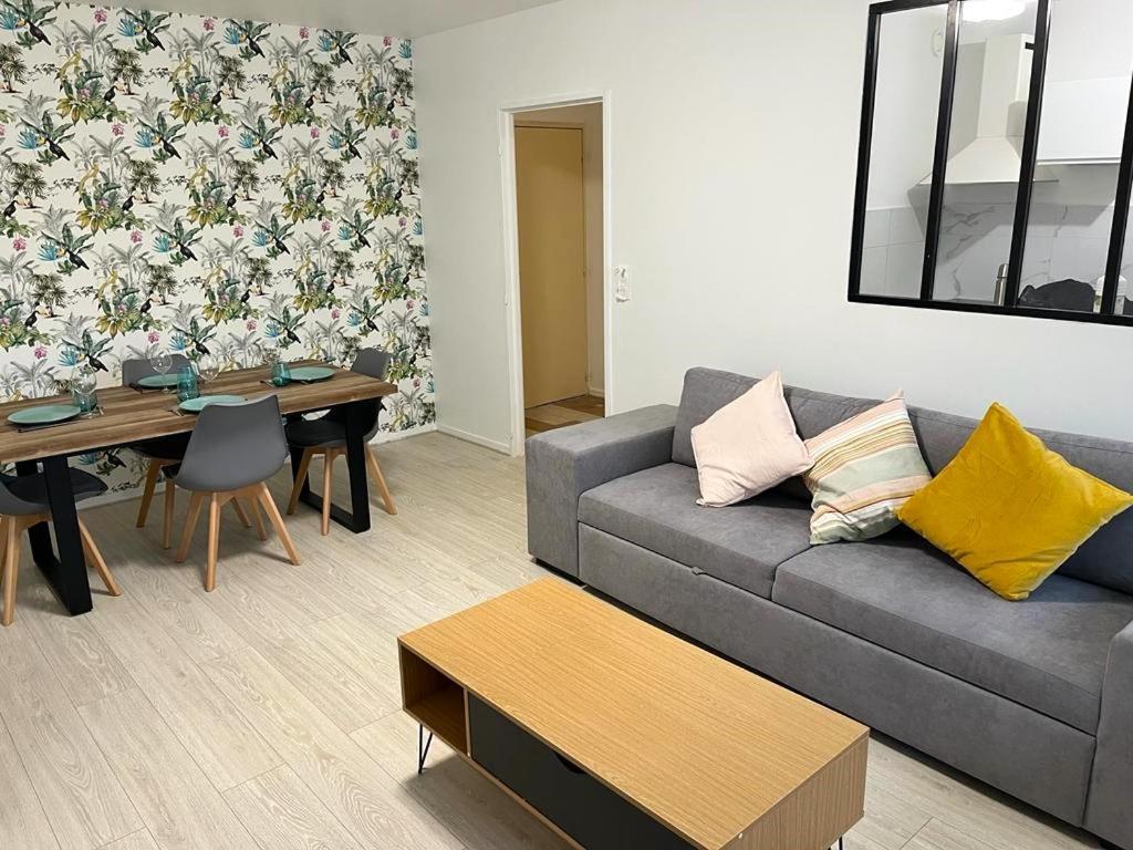 Appartement Le Rousseau Metz Avec Parking Gratuit Ngoại thất bức ảnh